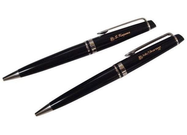 持ち込みのステーショナリー ボールペン ペンケースなどの名入れ刻印 文字入れ刻印 ロゴマーク ネーム刻印 文字彫り彫刻の加工例です 株式会社biso ビソオ 持ち込みのステーショナリー ボールペン ペンケースなどの名入れ刻印 文字入れ刻印 ロゴマーク ネーム刻印 文字彫り彫刻の加工例です 株式会社biso ビソオ